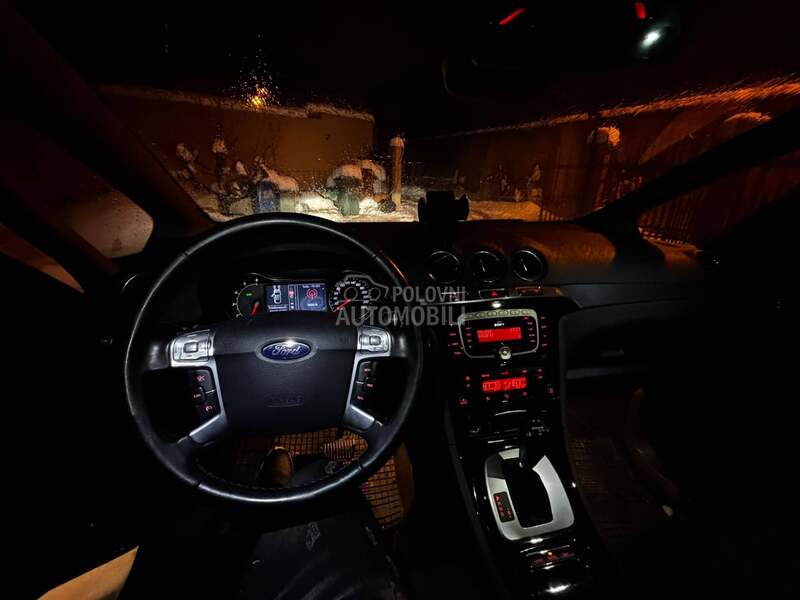 Ford S-Max 