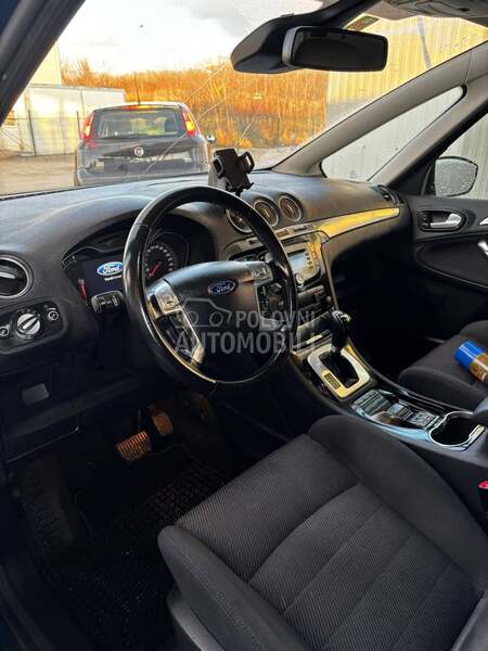 Ford S-Max 