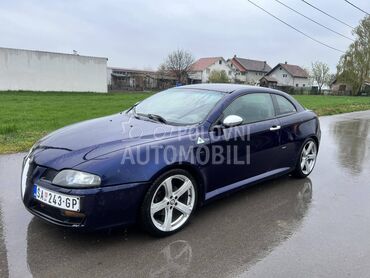 Alfa Romeo GT 