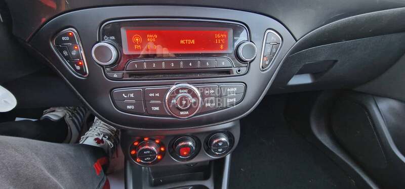 Opel Corsa E 1.0 OPREMA