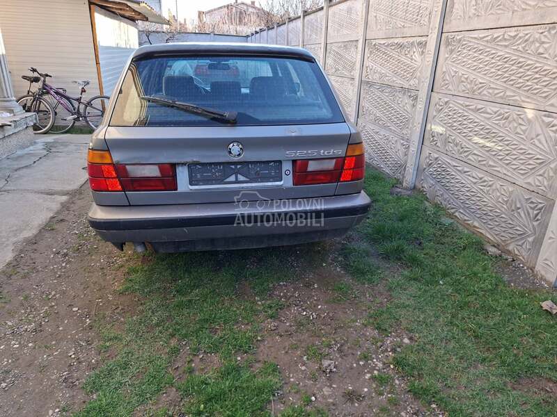 BMW 525 