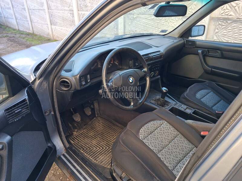 BMW 525 