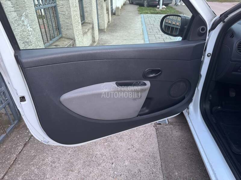 Renault Clio 1.5 DCI