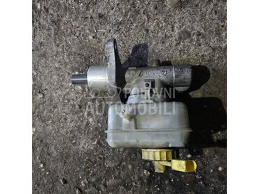 Posuda kočionog ulja za Škoda Octavia od 1996. do 2004. god.