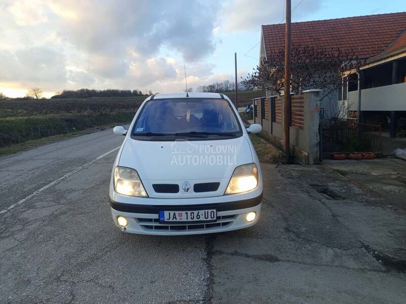 Renault Scenic 