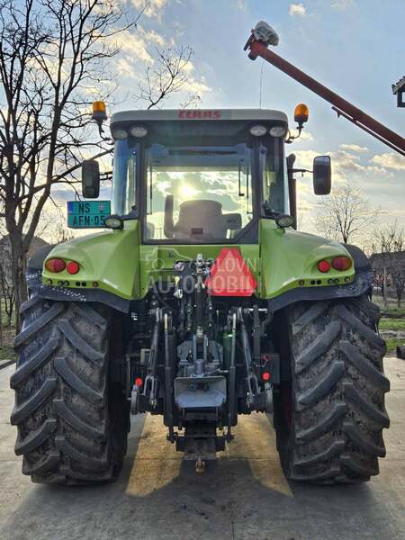 Claas ARION 630