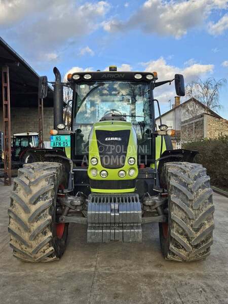 Claas ARION 630