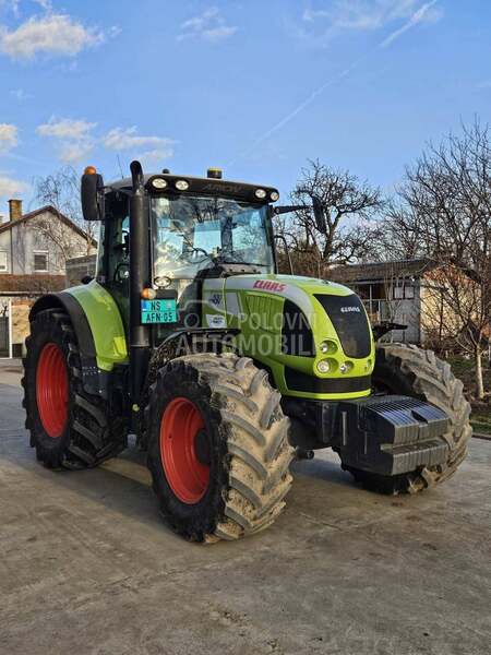 Claas ARION 630
