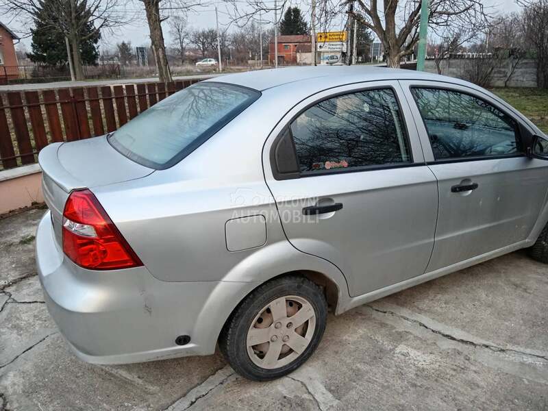 Chevrolet Aveo 