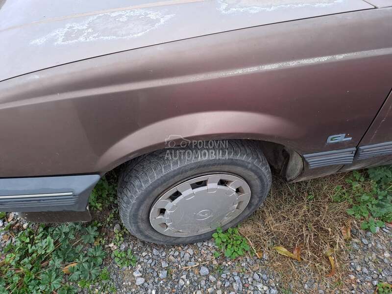 Opel Ascona 