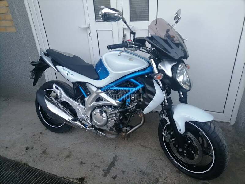 Suzuki gladius 650