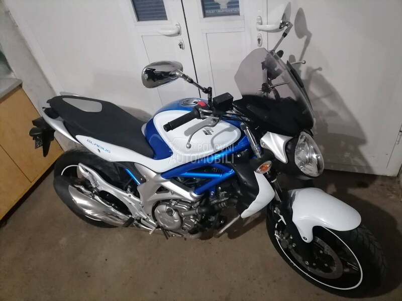 Suzuki gladius 650