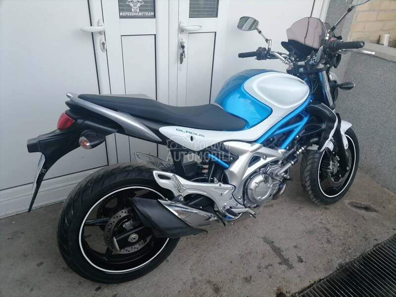 Suzuki gladius 650