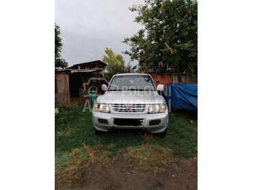 Mitsubishi Pajero 3,2 GLX