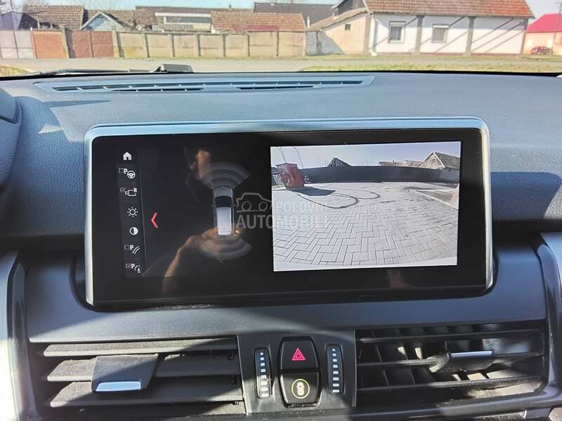 BMW 218 218d x drive