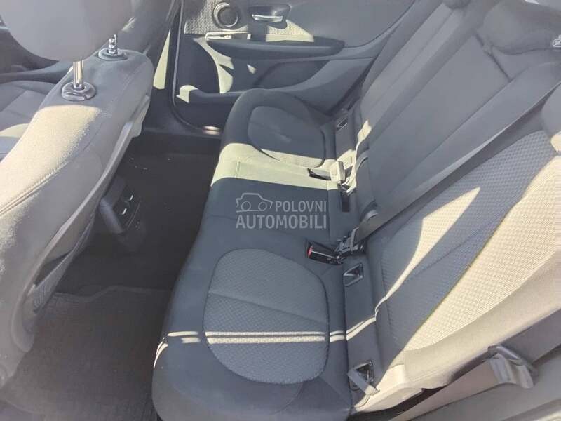 BMW 218 218d x drive