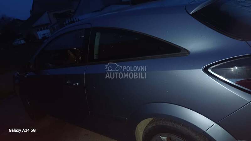 Opel Astra H 