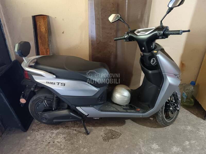 Yadea T9