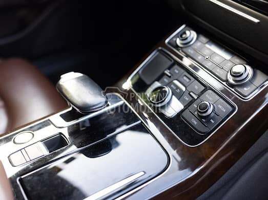 Audi A8 3.0