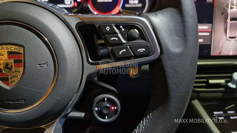 Porsche Cayenne e hybrid