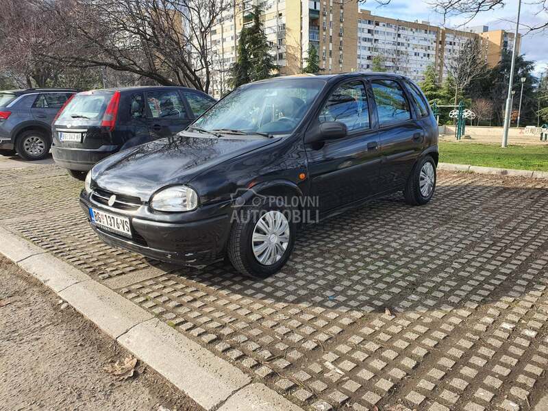 Opel Corsa B 