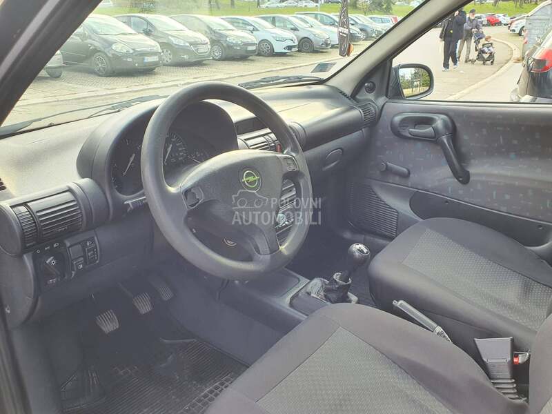 Opel Corsa B 