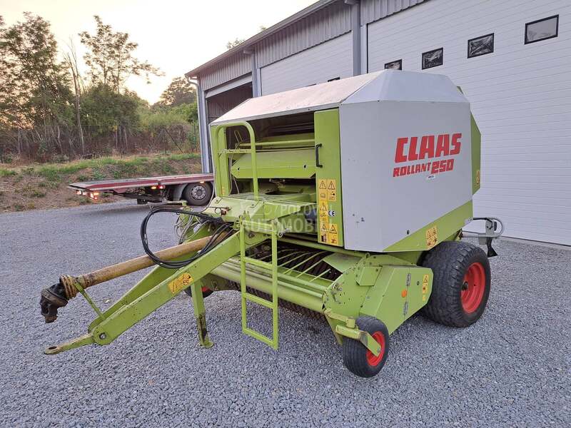 Claas ROLLANT 250