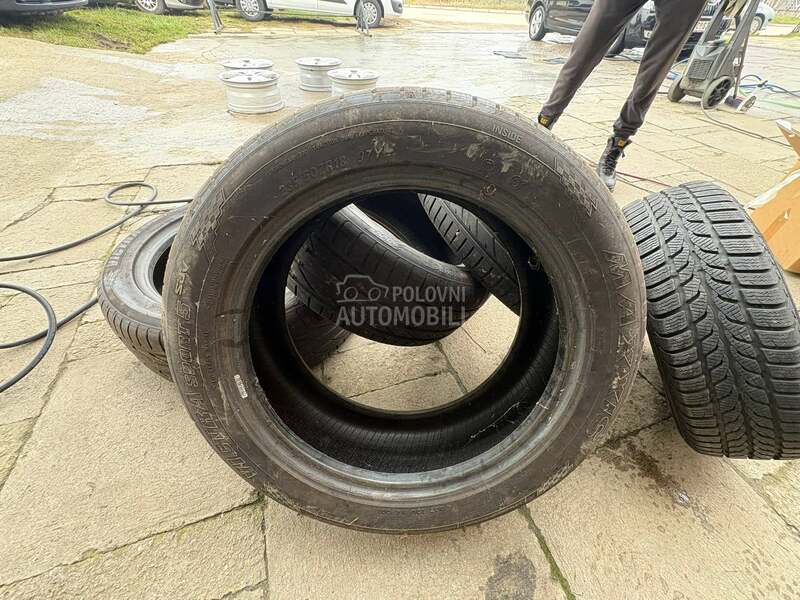 Maxxis 235/50 R18 Letnja