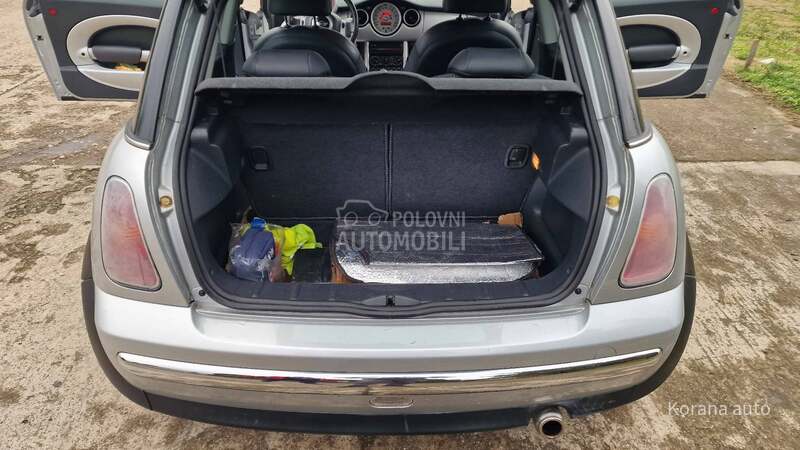 MINI Cooper 1.6