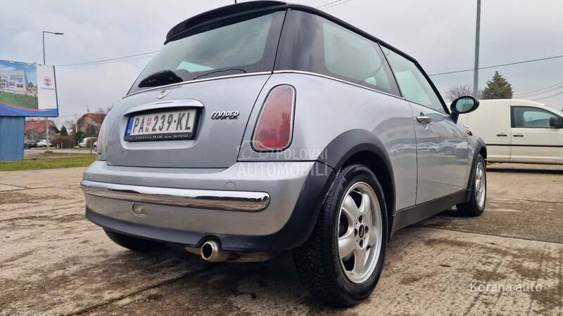 MINI Cooper 1.6