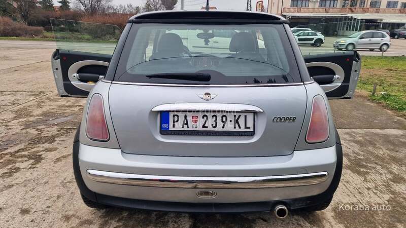 MINI Cooper 1.6