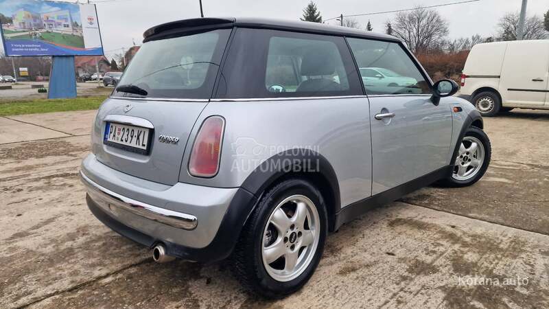 MINI Cooper 1.6
