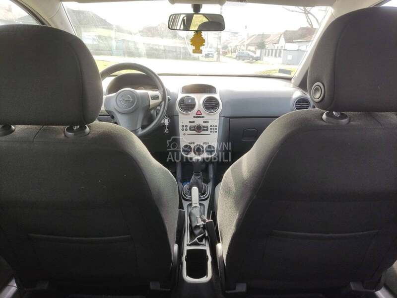 Opel Corsa D 