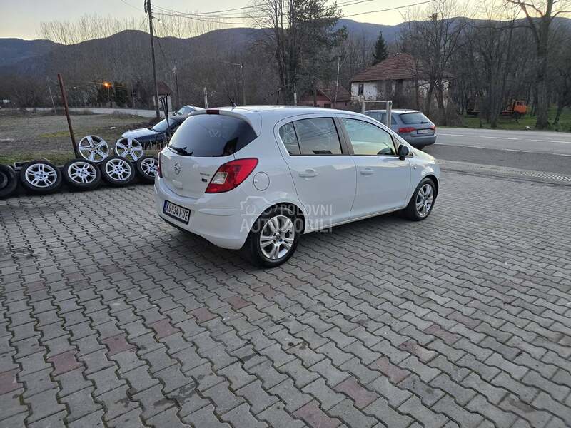 Opel Corsa D 