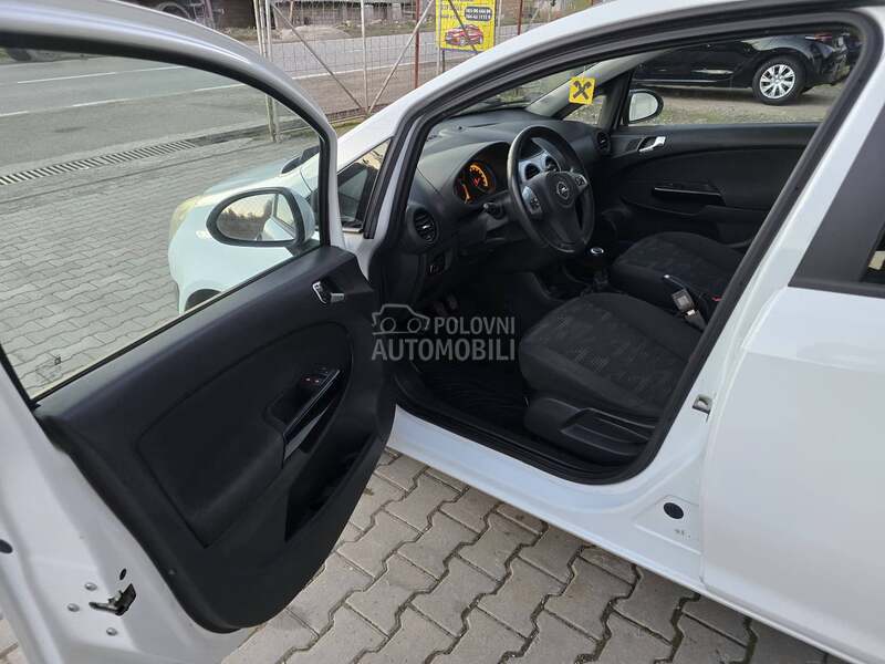 Opel Corsa D 