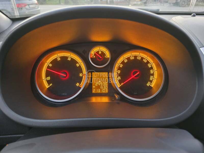 Opel Corsa D 