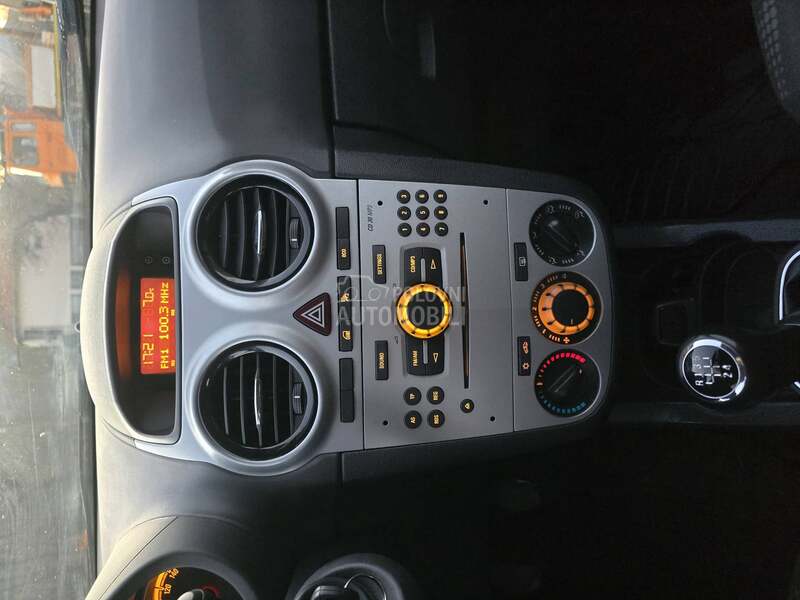 Opel Corsa D 
