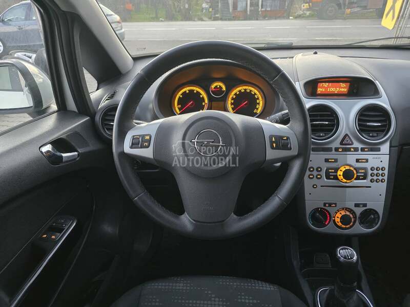 Opel Corsa D 