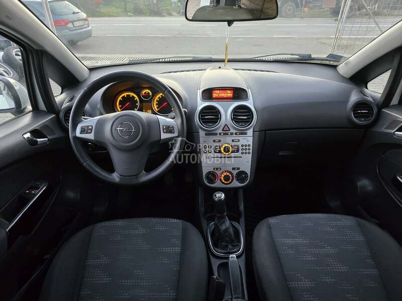 Opel Corsa D 