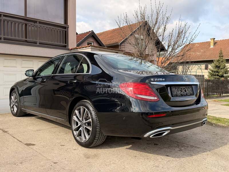 Mercedes Benz E 220 4 matic