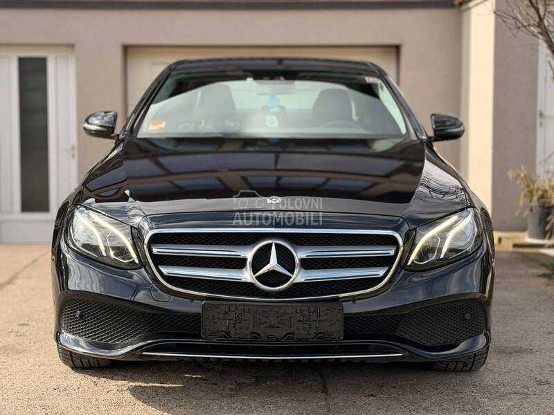Mercedes Benz E 220 4 matic