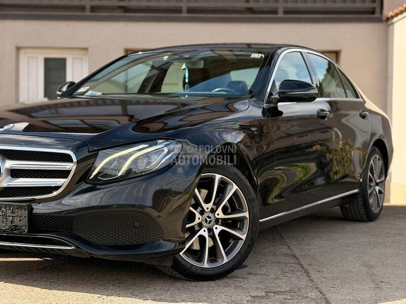 Mercedes Benz E 220 4 matic