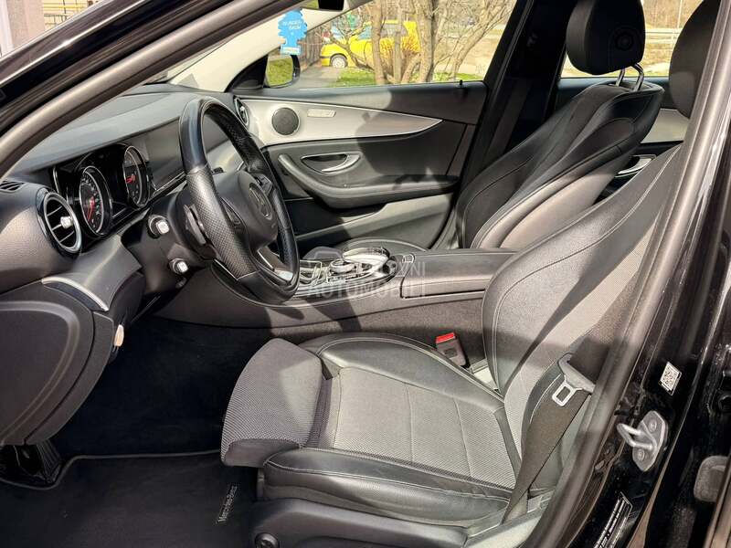 Mercedes Benz E 220 4 matic