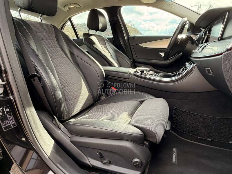Mercedes Benz E 220 4 matic