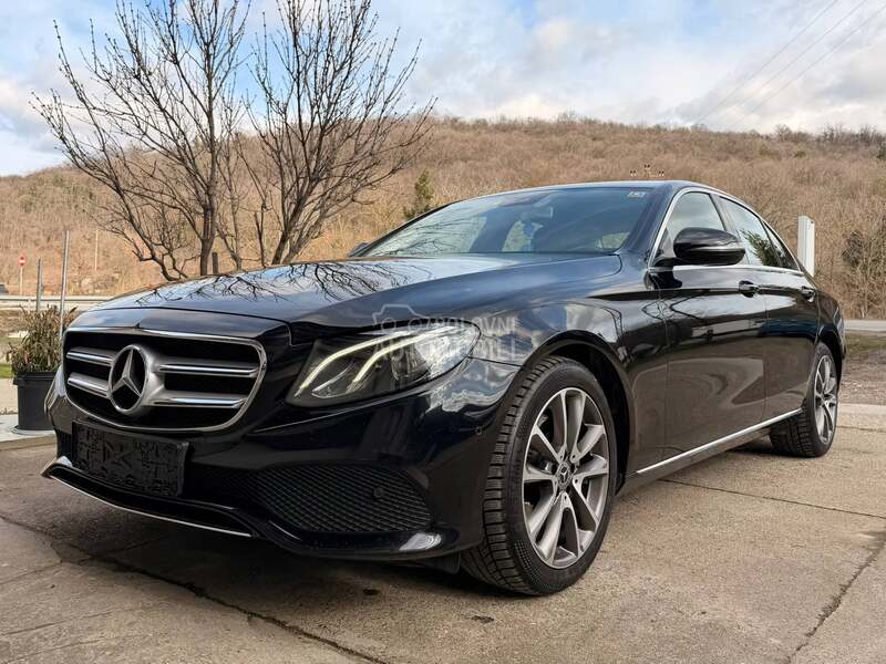 Mercedes Benz E 220 4 matic