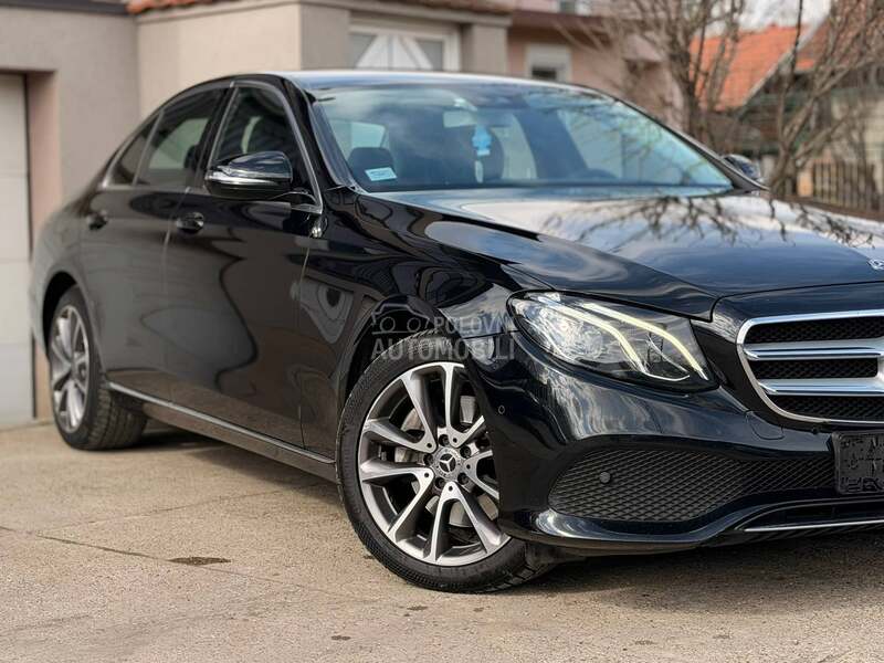 Mercedes Benz E 220 4 matic
