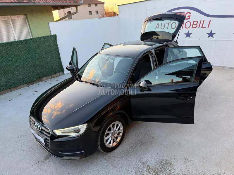 Audi A3 1.6TDI STRONIC/LED