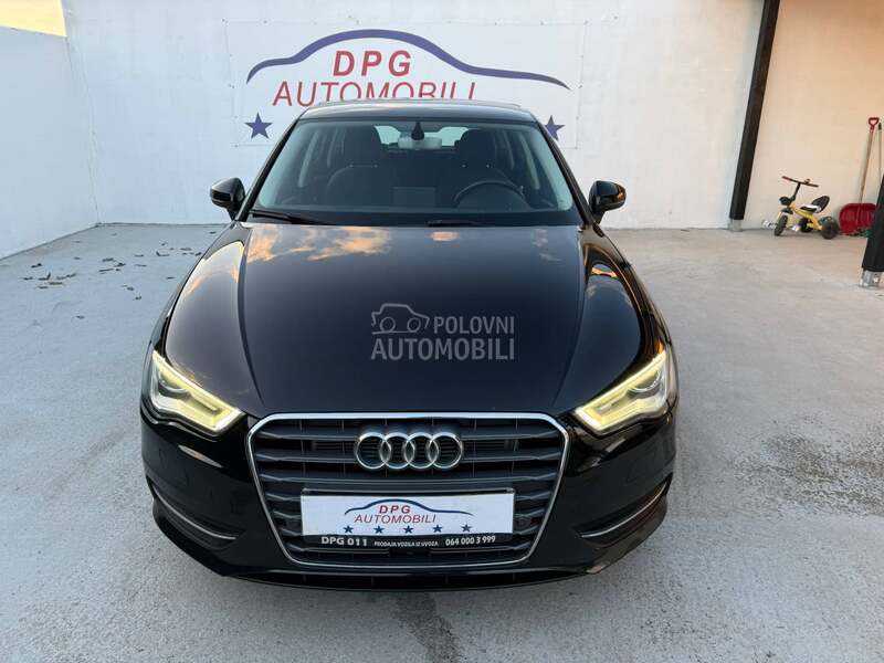 Audi A3 1.6TDI STRONIC/LED