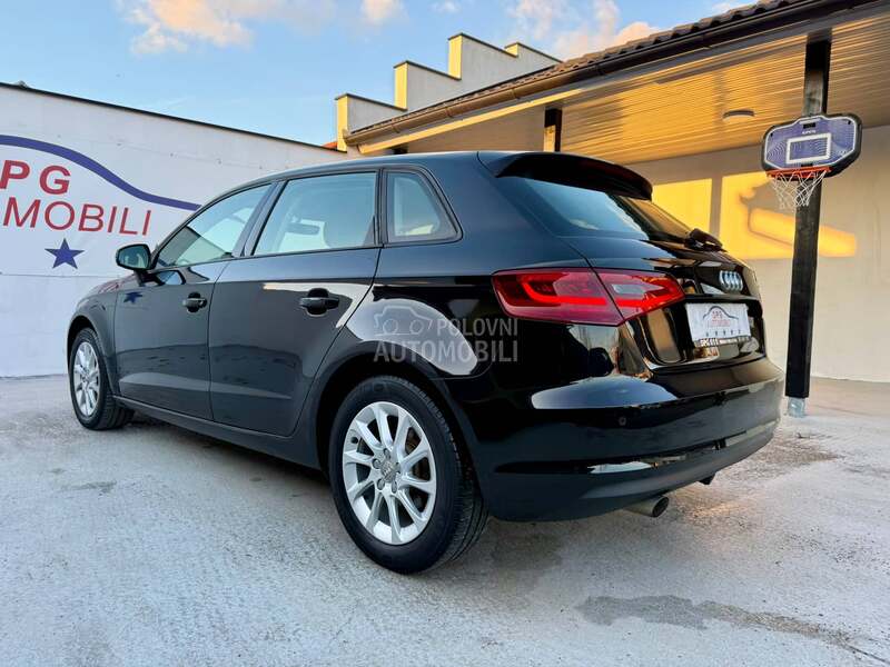 Audi A3 1.6TDI STRONIC/LED