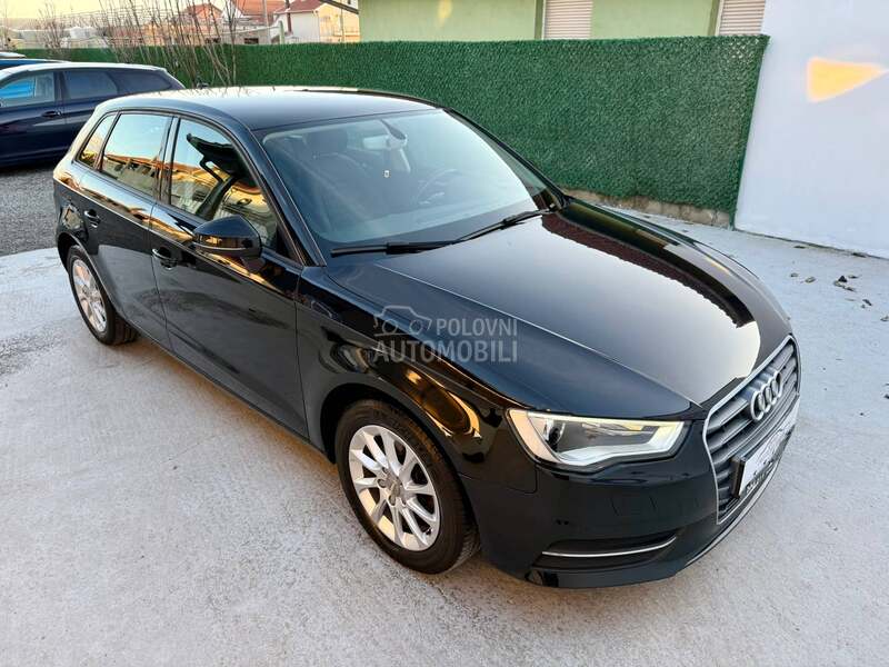 Audi A3 1.6TDI STRONIC/LED